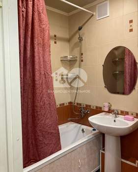 1-к квартира, на длительный срок, 46м2, 2/5 этаж