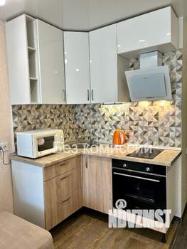 Студия квартира, на длительный срок, 30м2, 13/17 этаж