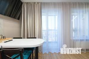 Студия квартира, посуточно, 30м2, 23/25 этаж