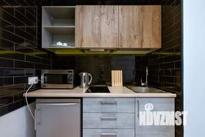 2-к квартира, посуточно, 38м2, -1/8 этаж