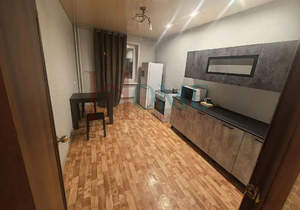 2-к квартира, на длительный срок, 76м2, 1/9 этаж