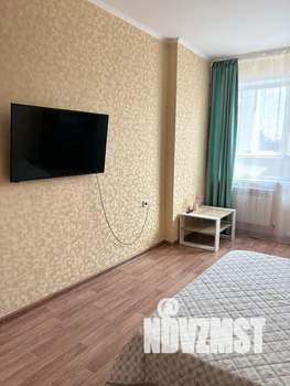 1-к квартира, посуточно, 42м2, 4/25 этаж