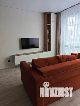 1-к квартира, посуточно, 37м2, 11/18 этаж