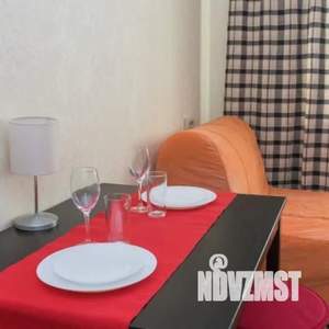 1-к квартира, посуточно, 38м2, 5/26 этаж