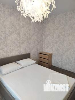 2-к квартира, посуточно, 45м2, 19/25 этаж