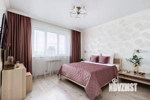 3-к квартира, посуточно, 74м2, 1/1 этаж