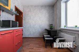 1-к квартира, посуточно, 37м2, 9/10 этаж