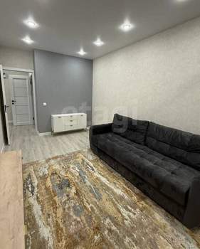 1-к квартира, на длительный срок, 42м2, 7/32 этаж