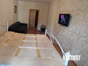 1-к квартира, посуточно, 42м2, 2/27 этаж