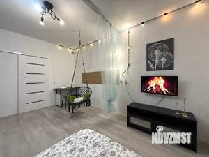 Студия квартира, посуточно, 35м2, 2/23 этаж