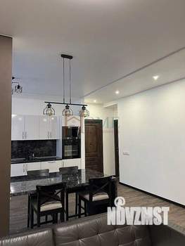 3-к квартира, на длительный срок, 130м2, 1/5 этаж