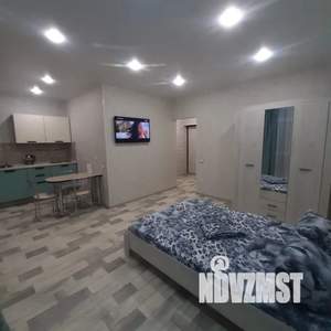 Студия квартира, посуточно, 36м2, 11/13 этаж