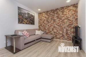 1-к квартира, посуточно, 43м2, 1/1 этаж