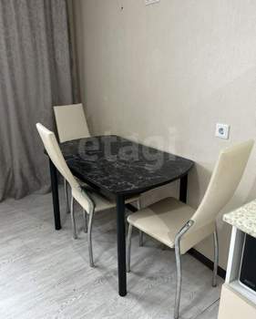 1-к квартира, на длительный срок, 43м2, 7/17 этаж