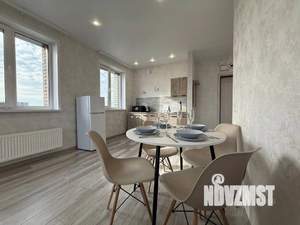 1-к квартира, посуточно, 50м2, 1/1 этаж