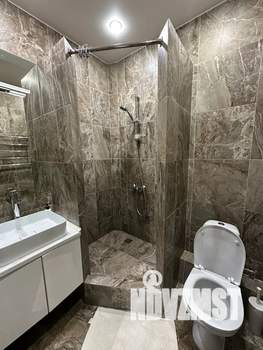 Студия квартира, посуточно, 35м2, 18/20 этаж