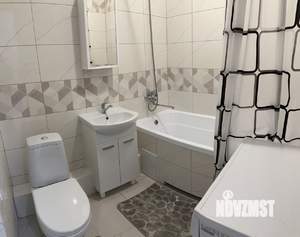 1-к квартира, посуточно, 38м2, 13/18 этаж