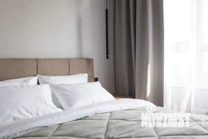 Студия квартира, посуточно, 38м2, 16/17 этаж