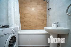 2-к квартира, посуточно, 45м2, 2/18 этаж