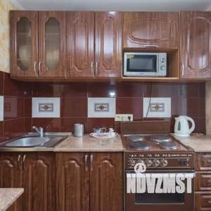 1-к квартира, посуточно, 38м2, 4/5 этаж