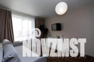 1-к квартира, посуточно, 35м2, 1/13 этаж