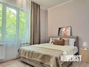 Студия квартира, посуточно, 30м2, 1/3 этаж