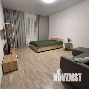 1-к квартира, посуточно, 38м2, 1/1 этаж