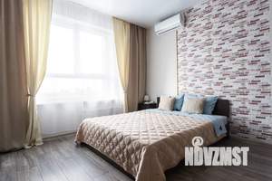 Студия квартира, посуточно, 28м2, 10/25 этаж