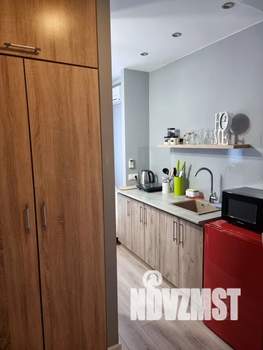 Студия квартира, посуточно, 13м2, 1/9 этаж