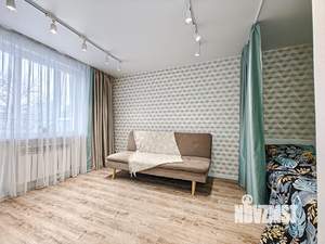 Студия квартира, посуточно, 37м2, 4/5 этаж