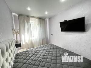 2-к квартира, посуточно, 45м2, 4/5 этаж