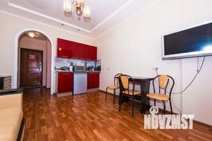 1-к квартира, посуточно, 40м2, 18/19 этаж