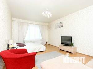 3-к квартира, посуточно, 100м2, 1/1 этаж