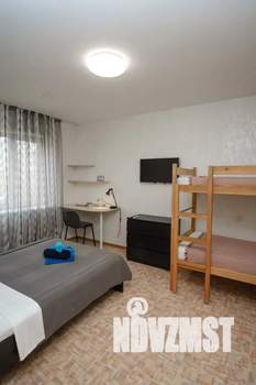 1-к квартира, посуточно, 38м2, 8/10 этаж