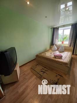 2-к квартира, посуточно, 45м2, 3/5 этаж