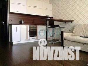 Студия квартира, на длительный срок, 30м2, 10/13 этаж