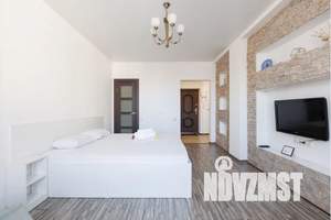 1-к квартира, посуточно, 45м2, 11/25 этаж