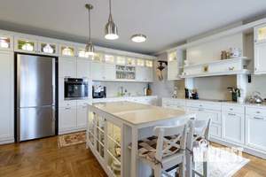 3-к квартира, на длительный срок, 169м2, 6/9 этаж