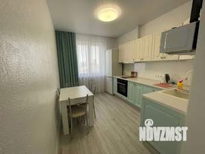 1-к квартира, посуточно, 41м2, 16/25 этаж