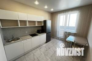 1-к квартира, посуточно, 40м2, 14/25 этаж