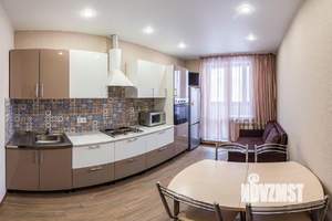 1-к квартира, посуточно, 38м2, 11/22 этаж