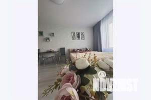 2-к квартира, посуточно, 54м2, 9/18 этаж