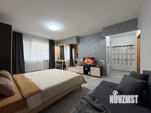 1-к квартира, посуточно, 35м2, 1/1 этаж