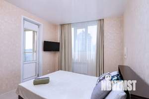 1-к квартира, посуточно, 40м2, 8/25 этаж