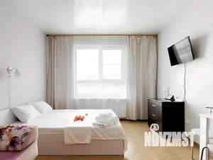 1-к квартира, посуточно, 28м2, 7/25 этаж