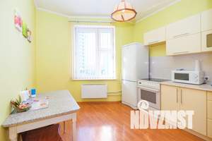 1-к квартира, посуточно, 47м2, 2/15 этаж