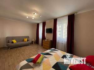 1-к квартира, посуточно, 43м2, 1/1 этаж