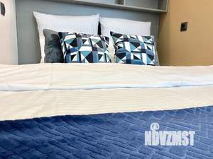 Студия квартира, посуточно, 25м2, 8/20 этаж