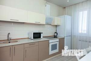 1-к квартира, посуточно, 42м2, 1/1 этаж