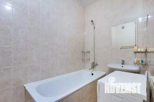 1-к квартира, посуточно, 40м2, 6/25 этаж